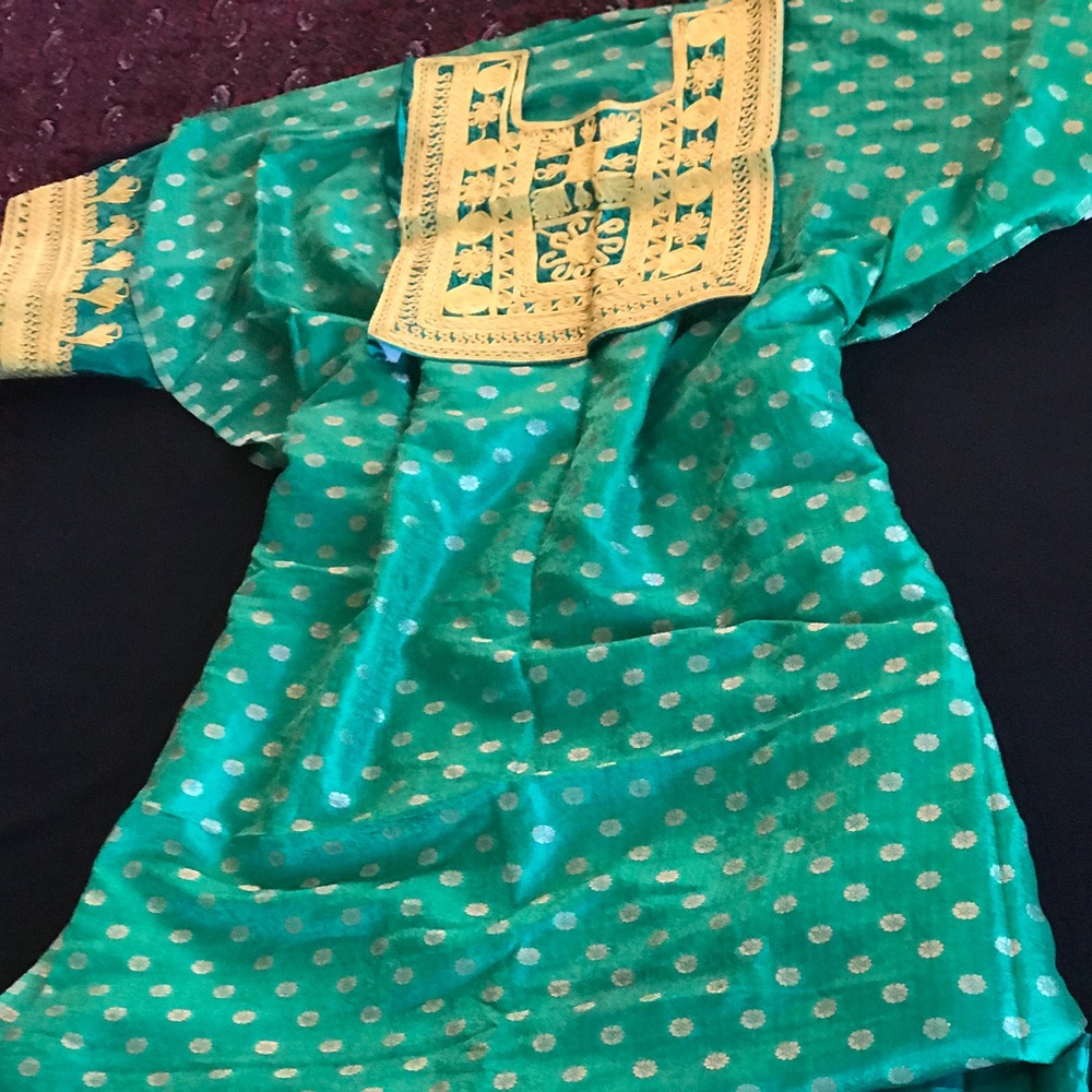 Afghan dress , un sewed 5 piece